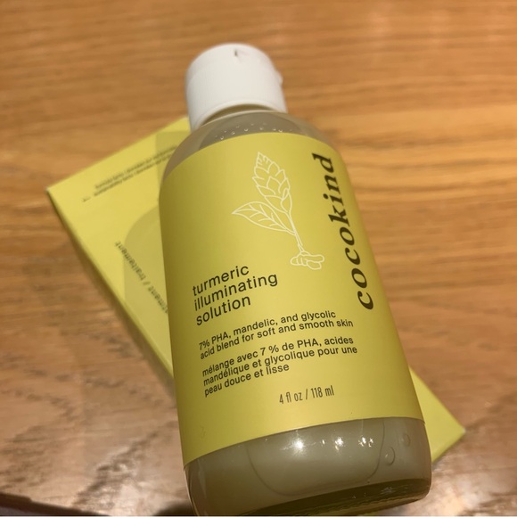 Cocokind Turmeric Illuminating Solution - Picture 3 of 6
